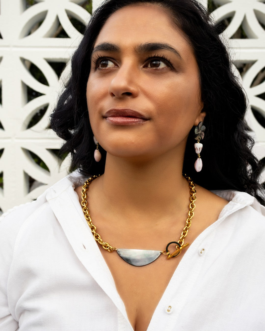 Gold Chain & Mother of Pearl Pendant Necklace