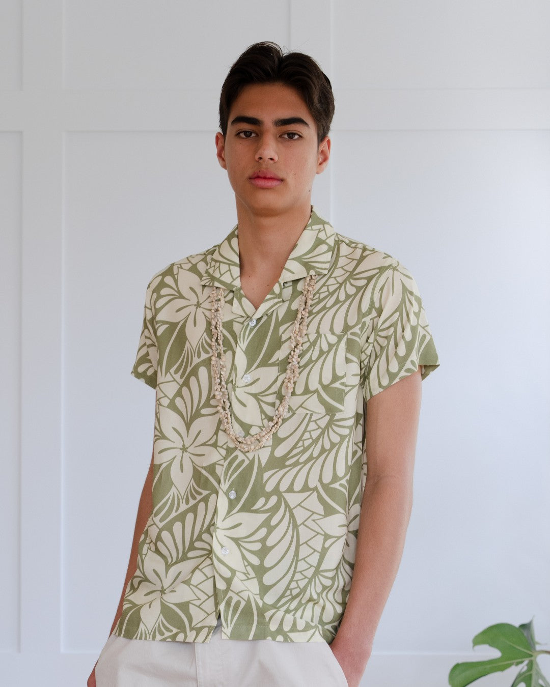 Kanoa Teen Short Sleeve Island Shirt - Sage
