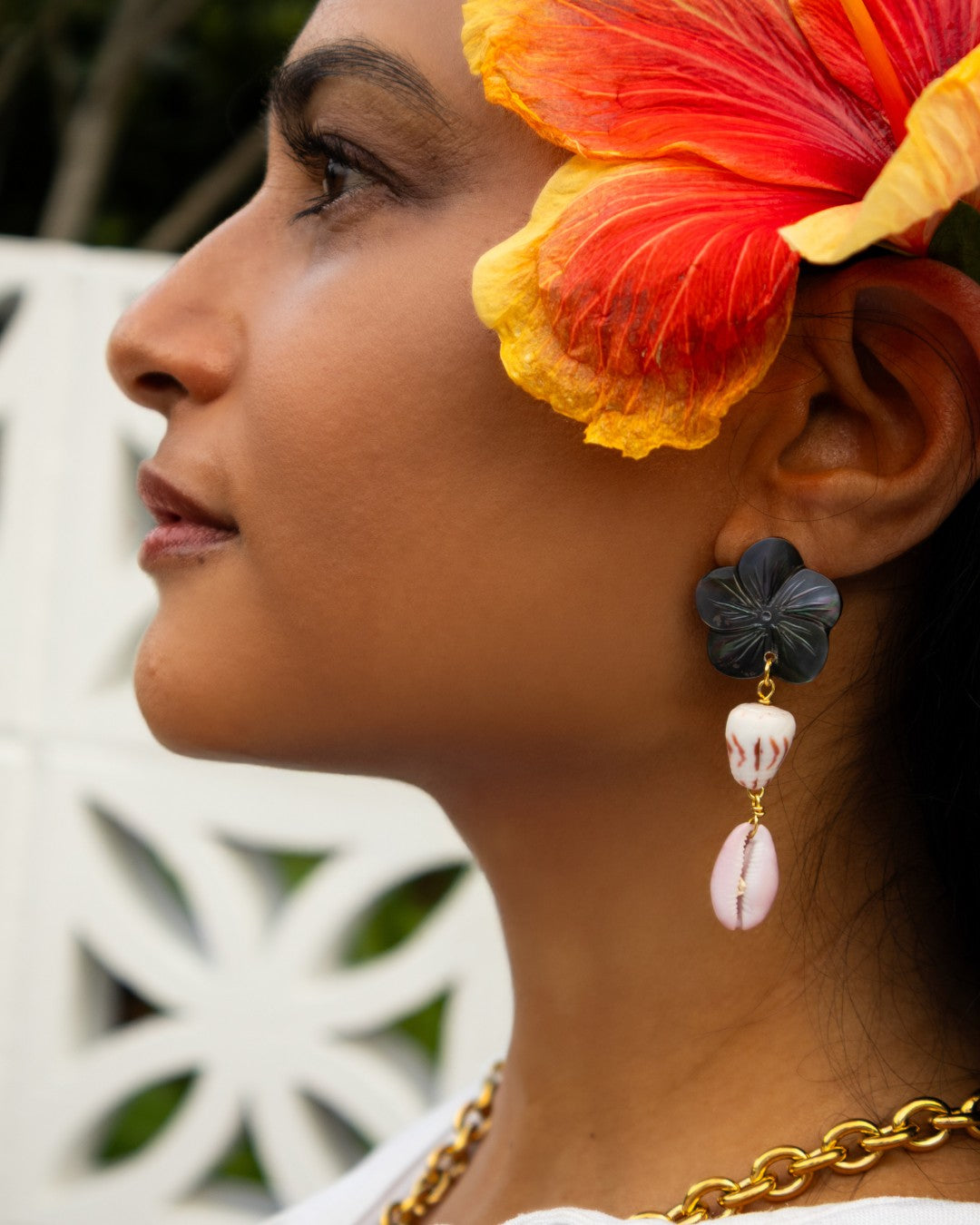 Mother of Pearl Flower Shell Earrings