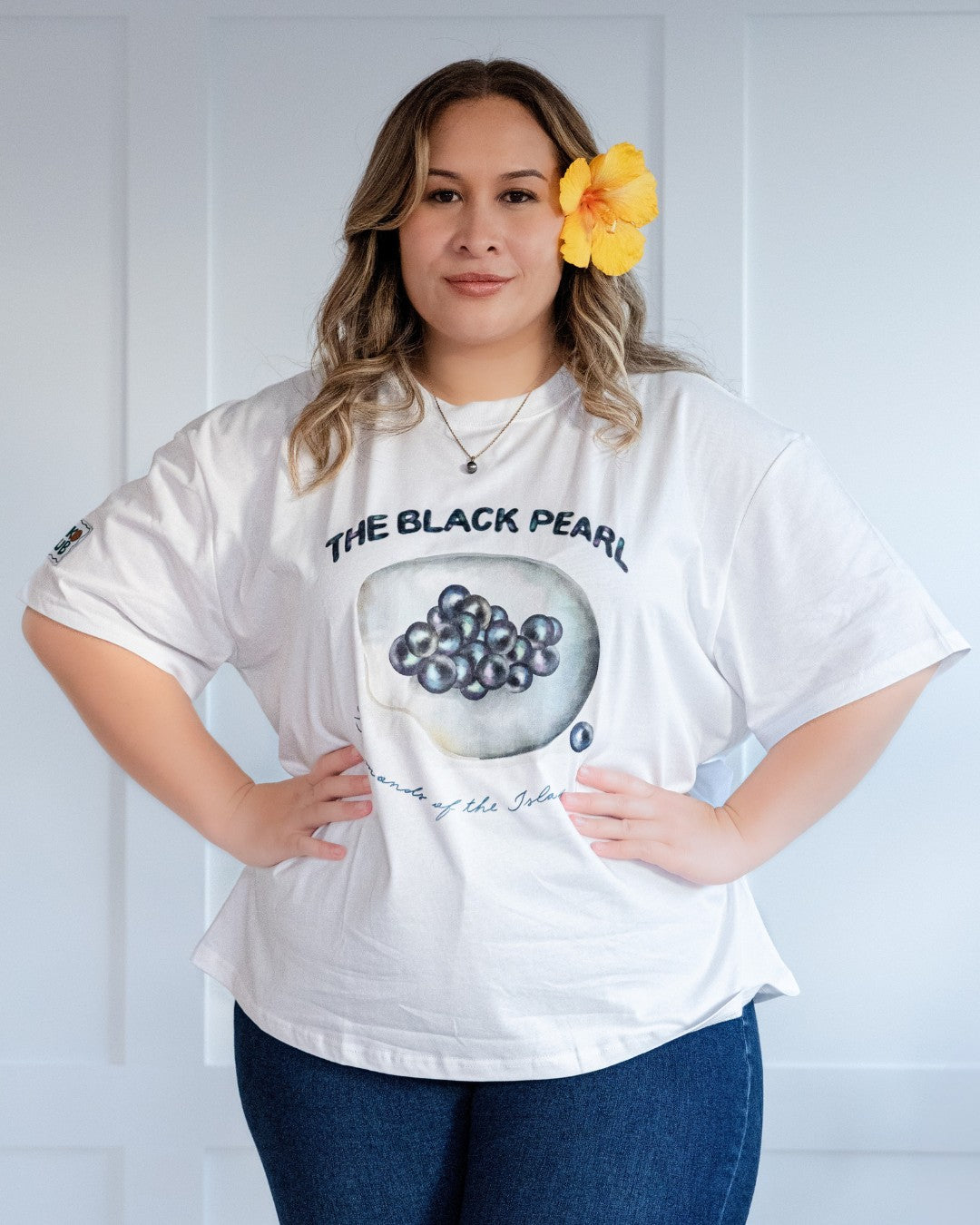 The Black Pearl Oversized Island T-Shirt - White